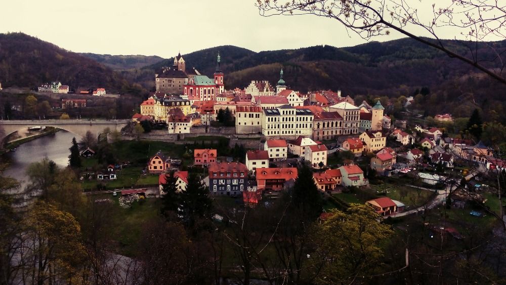 Cesta na západ I. – Loket, Karlovy Vary a okolí
